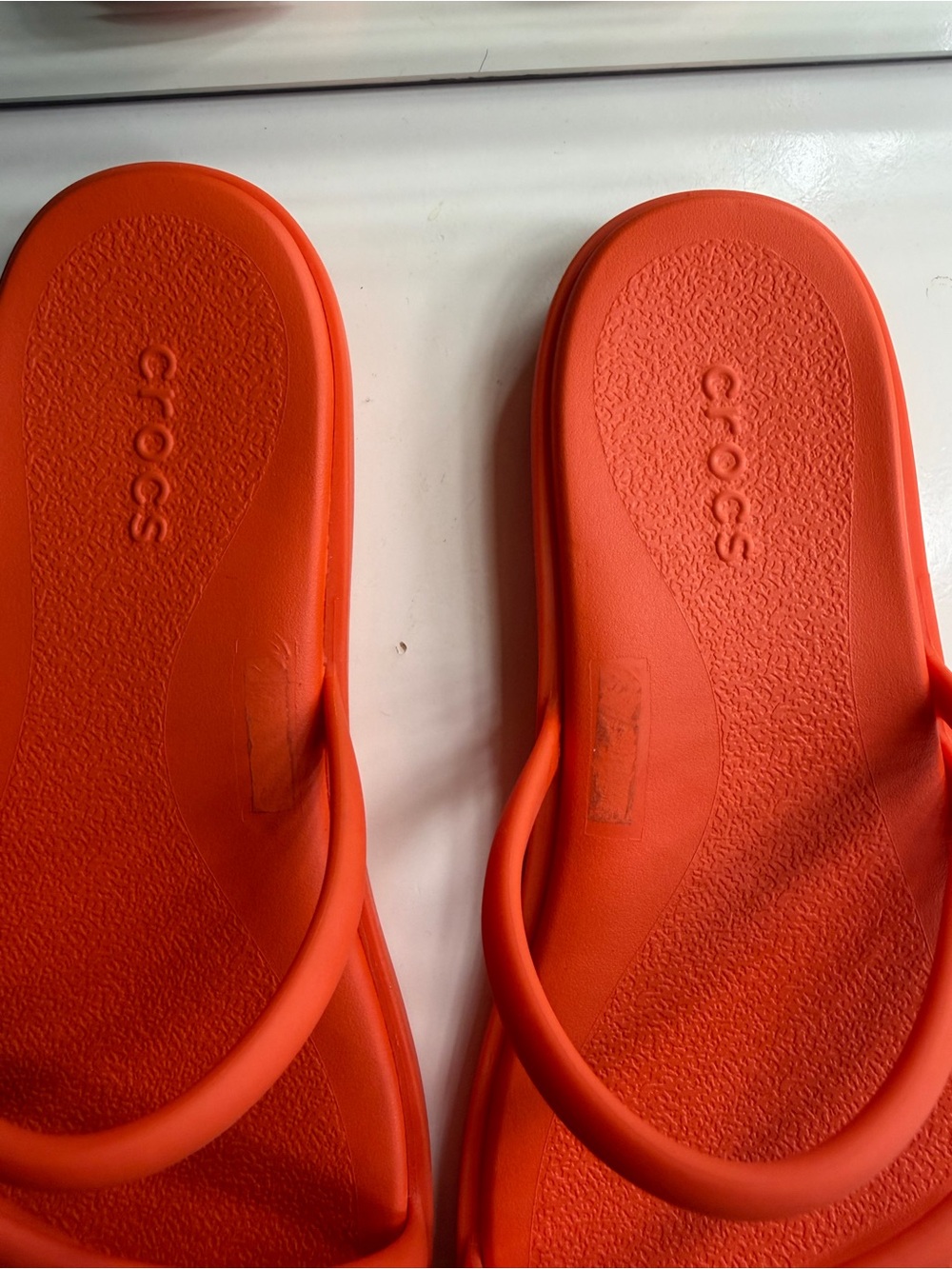 Miami toe loop crocs - Picture 4 of 6
